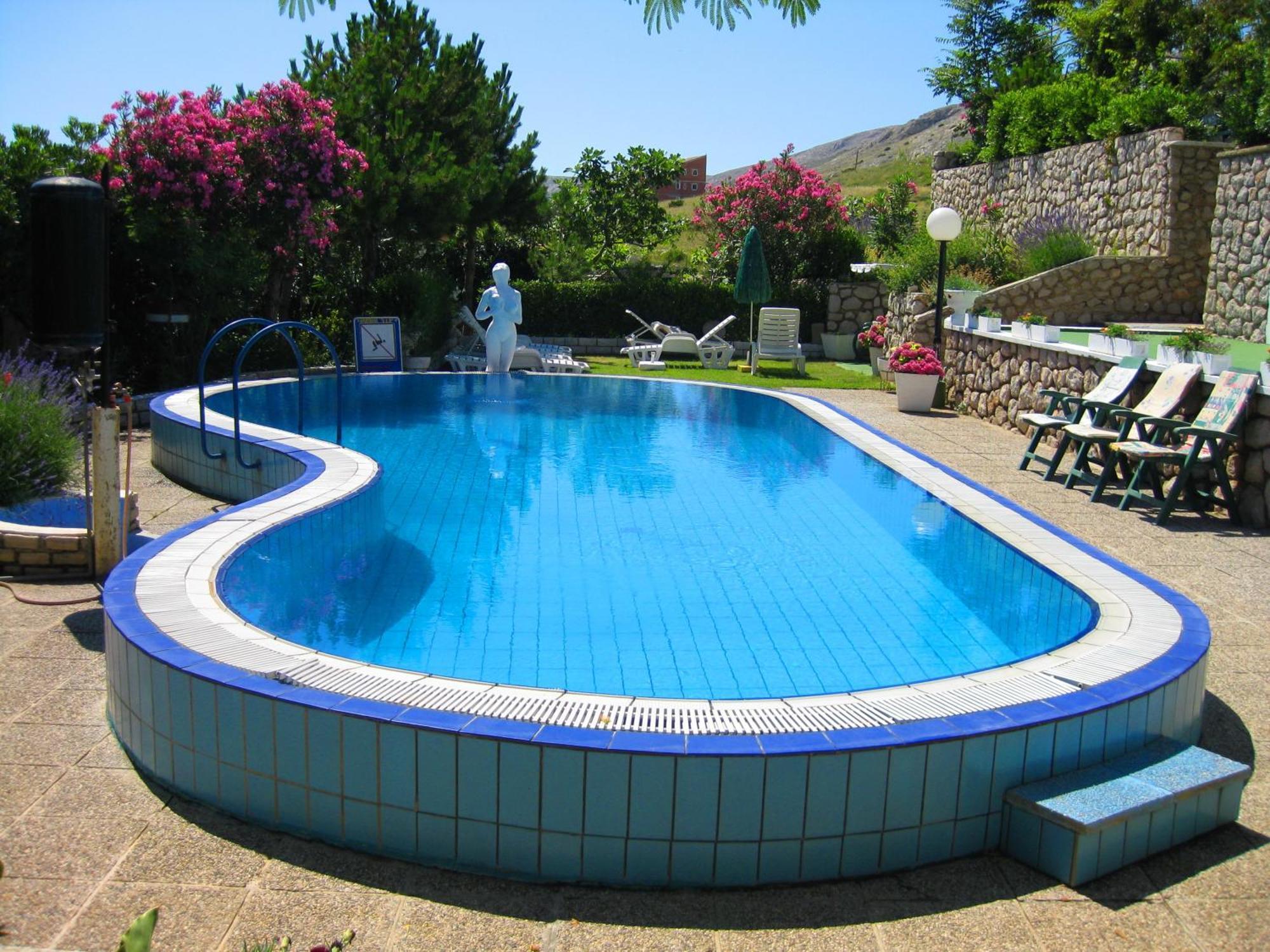Family Apartments K&M Pag Town Dış mekan fotoğraf