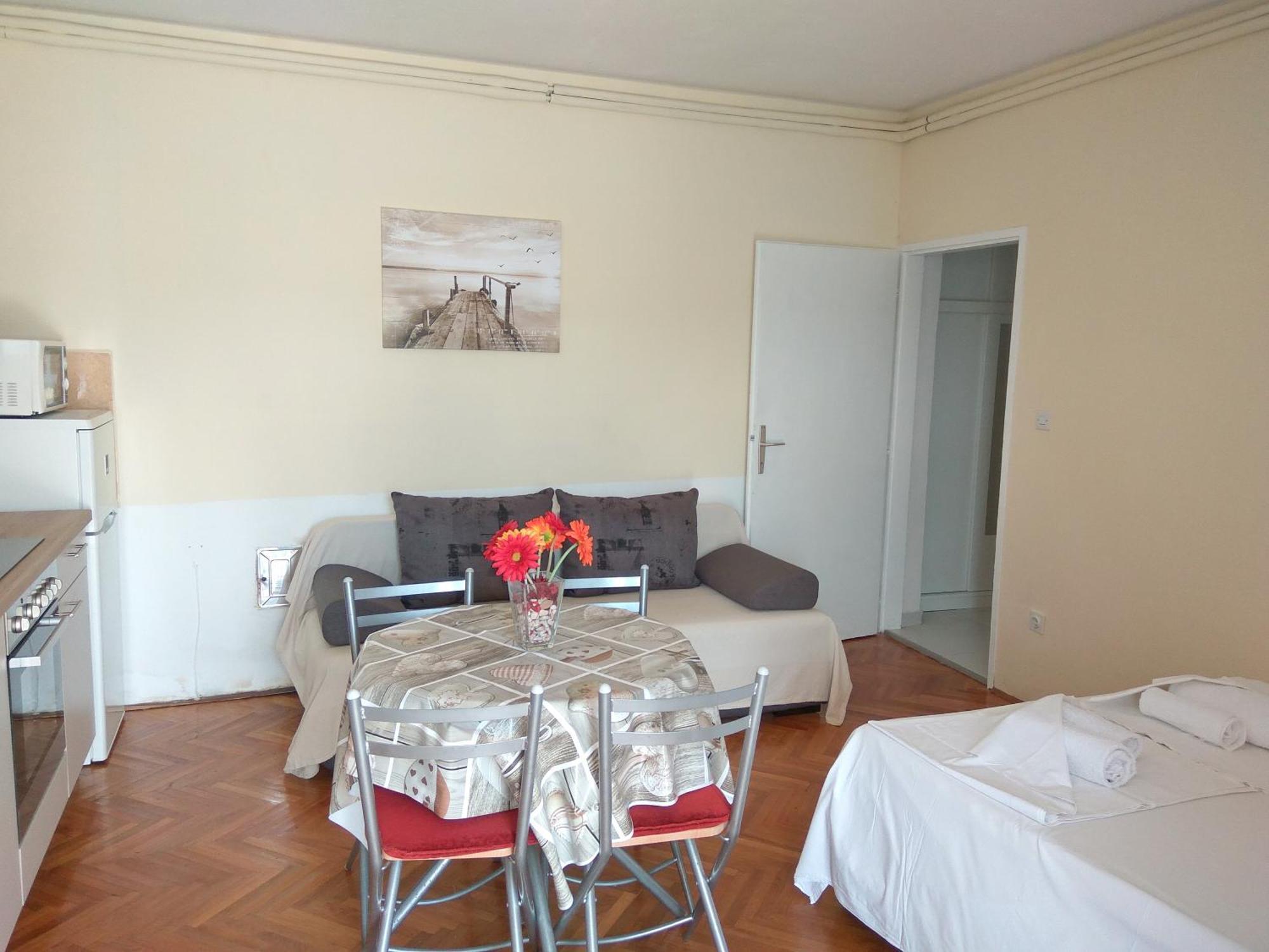 Family Apartments K&M Pag Town Dış mekan fotoğraf